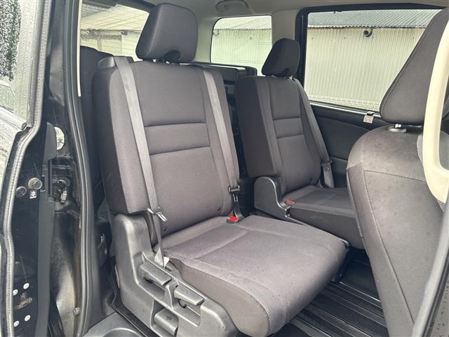 Nissan SERENA 2018 8511109-6