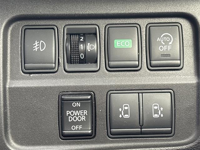 Nissan SERENA 2018 8511109-7