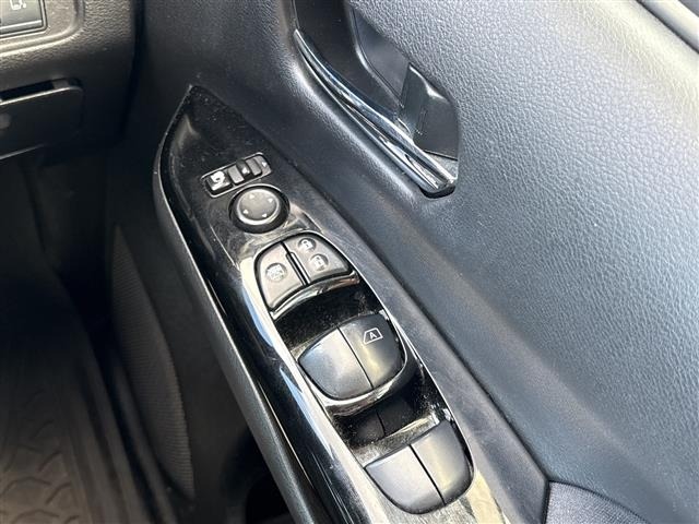 Nissan SERENA 2017 8511110-20