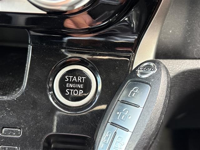 Nissan SERENA 2017 8511110-21