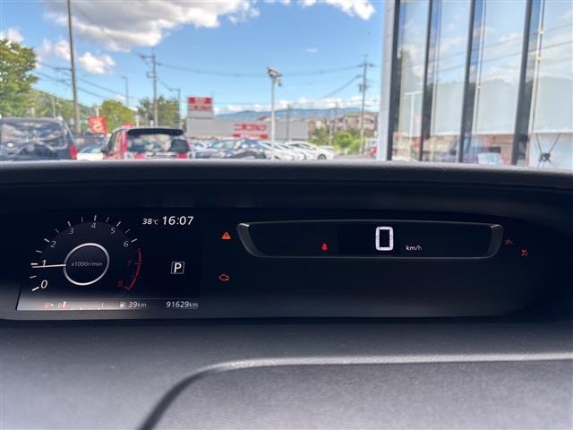 Nissan SERENA 2017 8511110-5