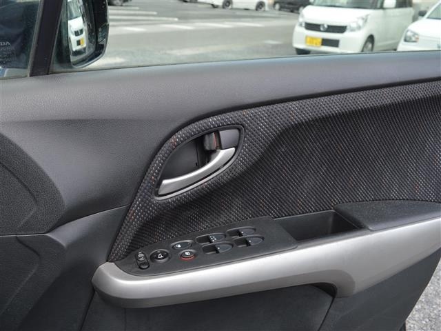 Honda STREAM 2009 8511869-10