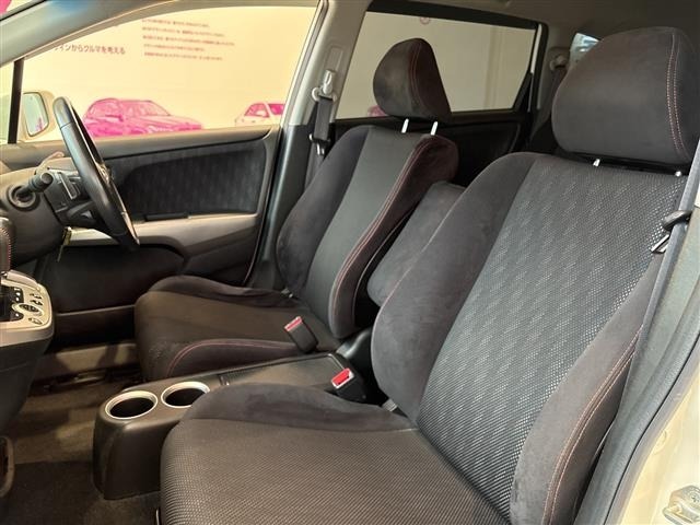 Honda STREAM 2009 8511880-8