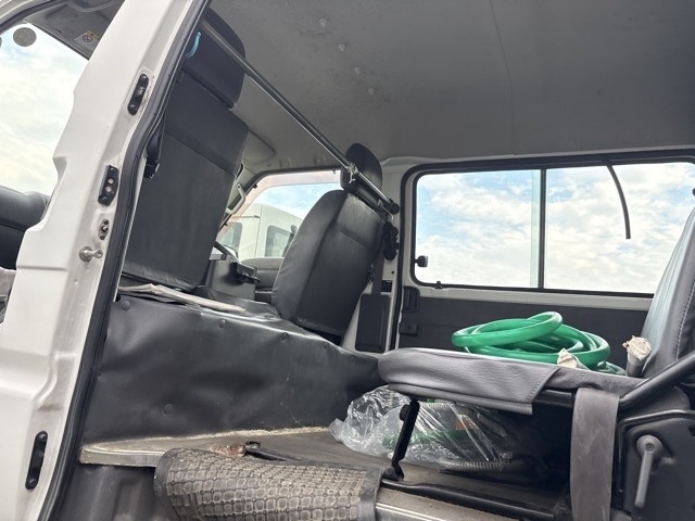 Mazda BONGO VAN 2013 8521121-10
