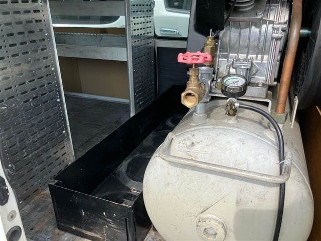 Mazda BONGO VAN 2015 8521156-6