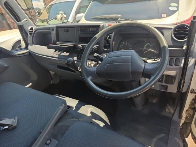 Mitsubishi CANTER 2015 8519366-5