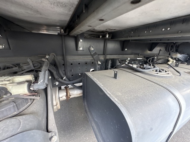 Mitsubishi CANTER 2019 8519882-17