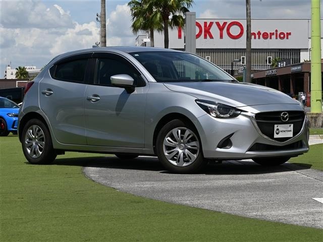 Mazda DEMIO 2017 8529477-0