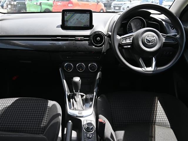 Mazda DEMIO 2017 8529477-15