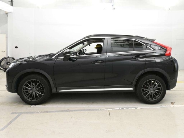 Mitsubishi ECLIPSE CROSS 2020 8517089-4