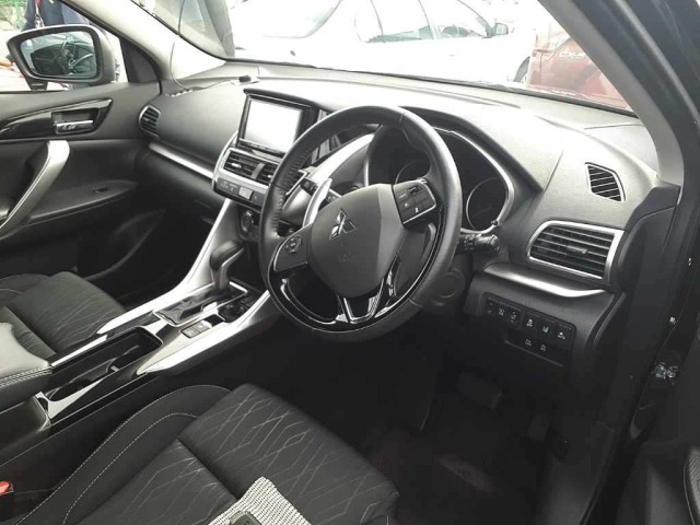 Mitsubishi ECLIPSE CROSS 2020 8517089-9
