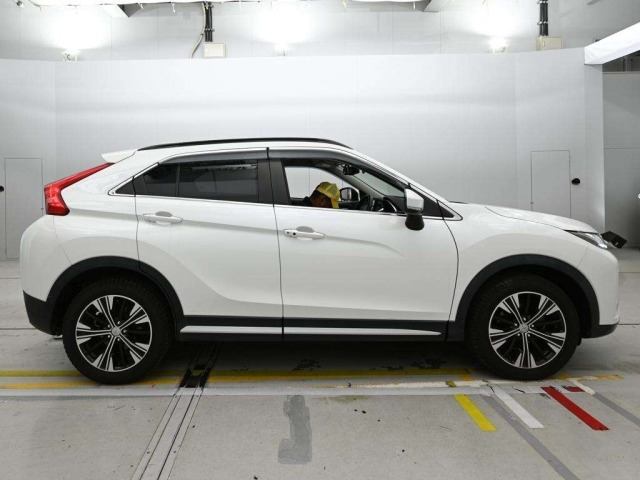 Mitsubishi ECLIPSE CROSS 2018 8517090-3