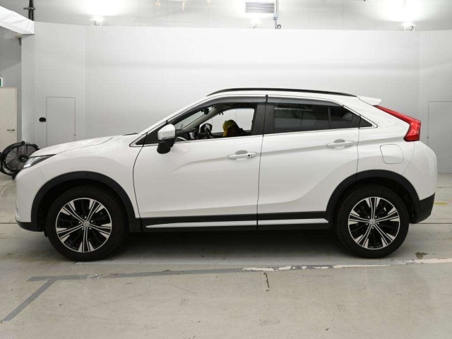 Mitsubishi ECLIPSE CROSS 2018 8517090-4