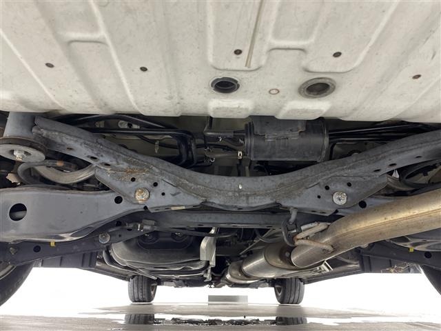 Nissan ELGRAND 2015 8530600-14