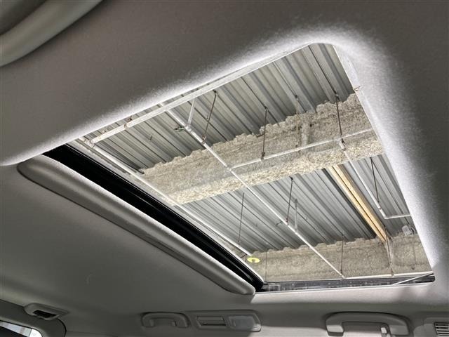 Nissan ELGRAND 2015 8530600-22