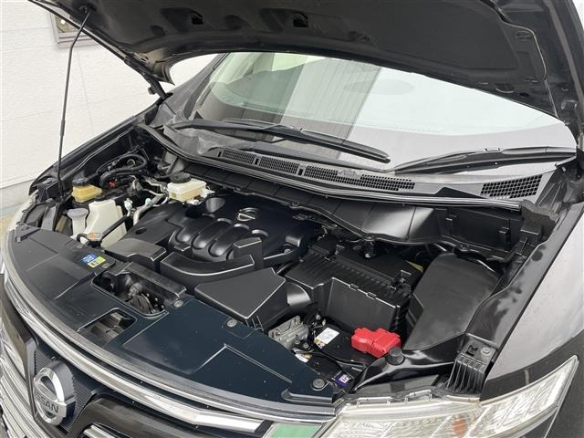 Nissan ELGRAND 2014 8530601-13
