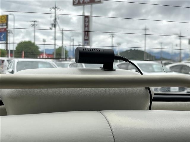 Nissan FIGARO 1991 8538433-18