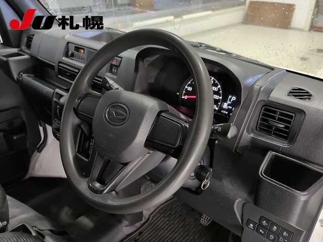 Daihatsu HIJET VAN 2022 8532431-3