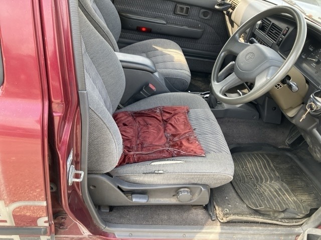 Toyota HILUX SURF 1991 8537478-8