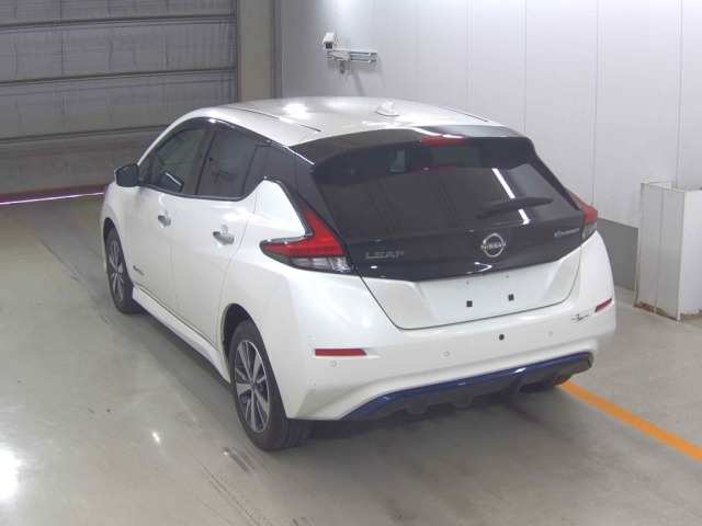 Nissan LEAF 2021 8538054-1