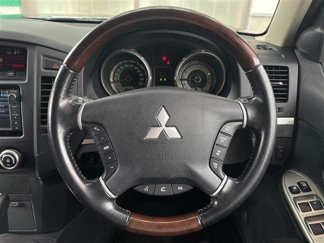 Mitsubishi PAJERO 2014 8520065-4