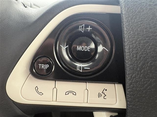 Toyota PRIUS PHV 2017 8537246-7