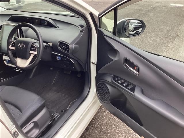 Toyota PRIUS PHV 2017 8537249-20