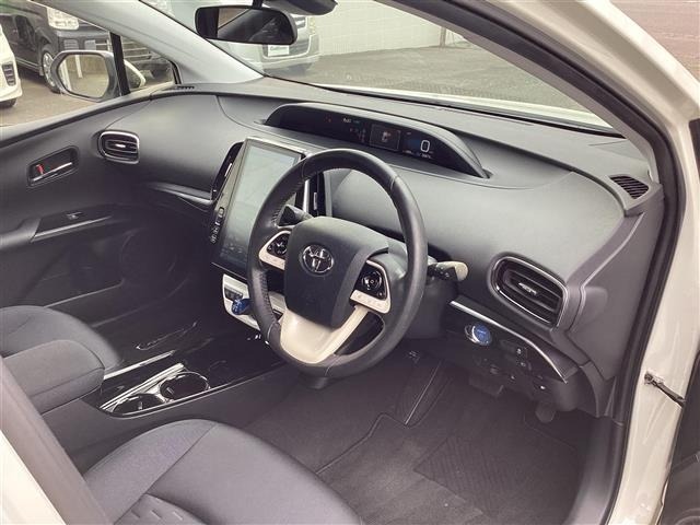 Toyota PRIUS PHV 2017 8537249-7