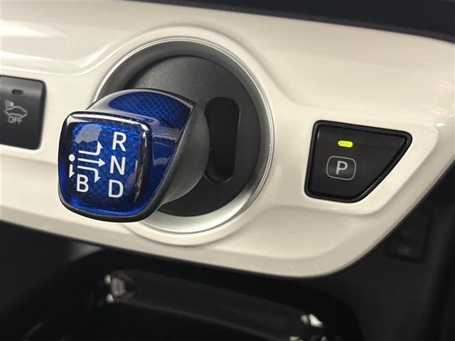Toyota PRIUS PHV 2017 8537250-10