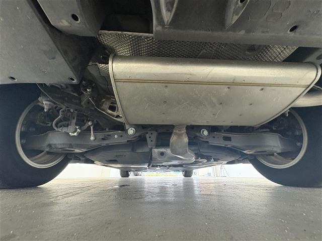 Toyota PRIUS PHV 2017 8537250-13