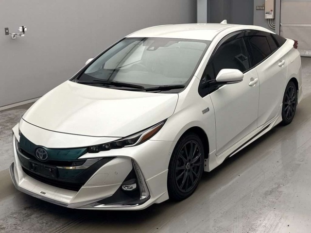 Toyota PRIUS PHV 2017 8537276-0