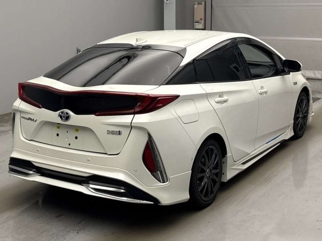 Toyota PRIUS PHV 2017 8537276-1