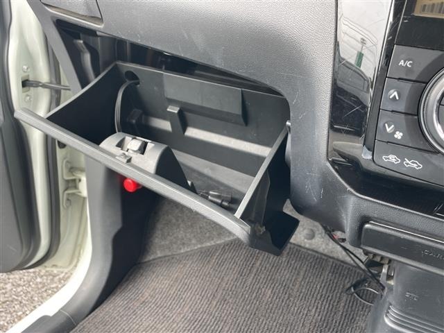 Nissan ROOX 2011 8523066-4