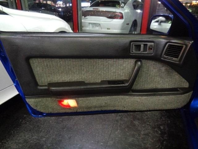 Mazda RX-7 1987 8518127-18