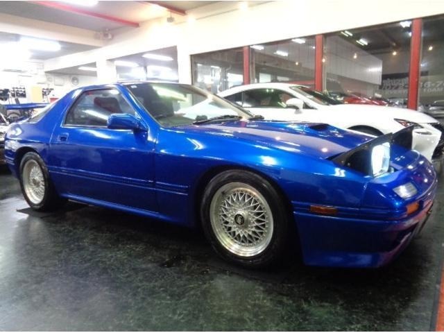 Mazda RX-7 1987 8518127-37