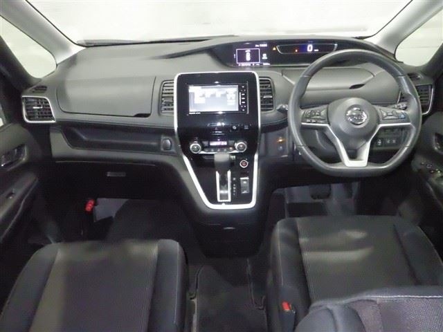 Nissan SERENA 2017 8537890-3