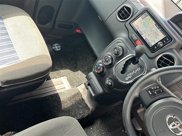 Toyota SPADE 2017 8537422-10