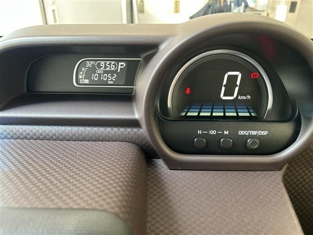 Toyota SPADE 2017 8537422-21