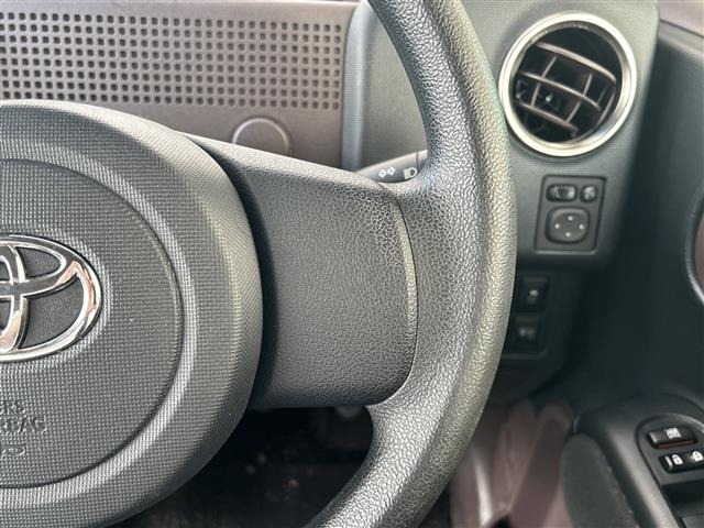 Toyota SPADE 2017 8537422-3