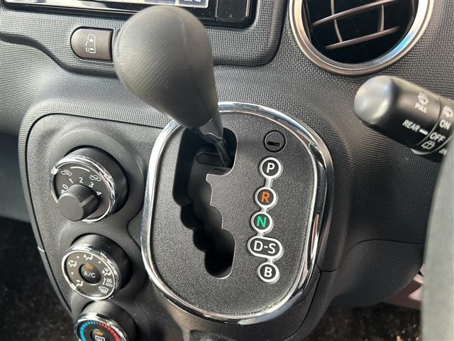 Toyota SPADE 2017 8537422-9