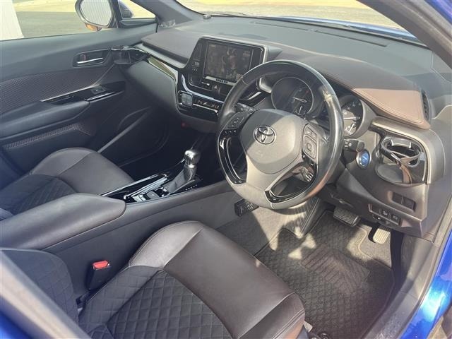 Toyota C-HR 2018 8546369-1