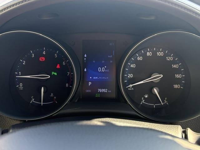 Toyota C-HR 2018 8546406-15