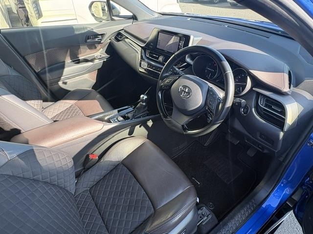 Toyota C-HR 2018 8546406-20