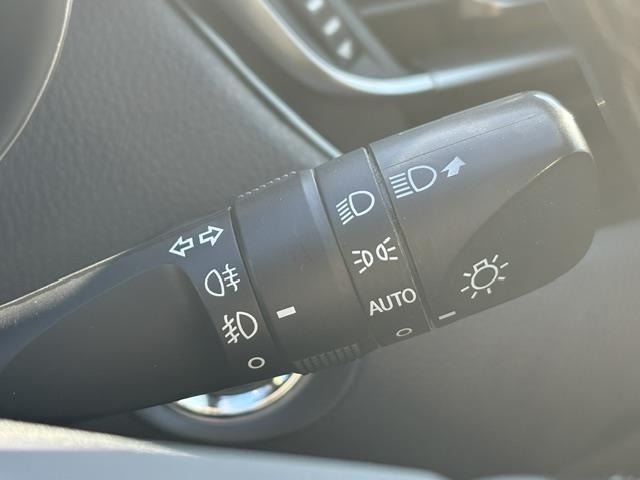 Toyota C-HR 2018 8546406-21