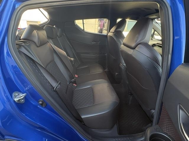 Toyota C-HR 2018 8546406-4