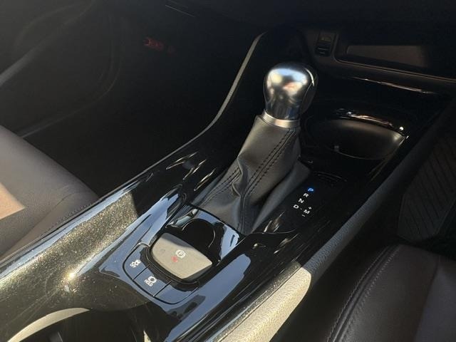 Toyota C-HR 2018 8546406-7