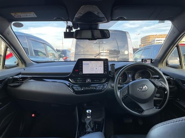 Toyota C-HR 2022 8546472-15