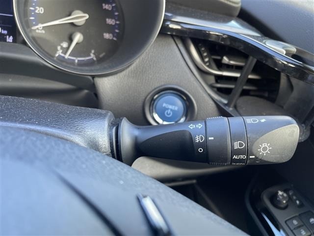 Toyota C-HR 2022 8546472-7