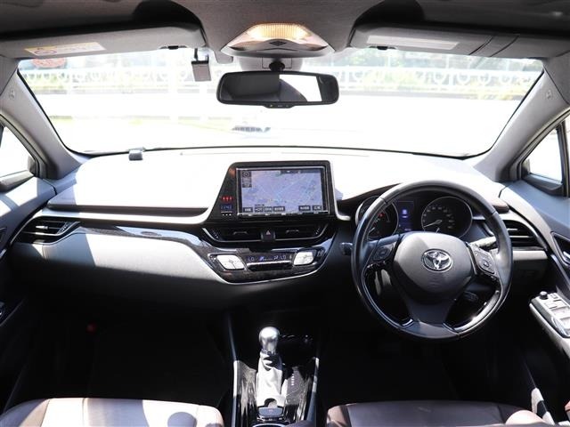 Toyota C-HR 2017 8546604-16