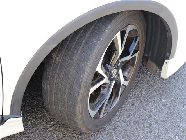 Toyota C-HR 2017 8546604-22